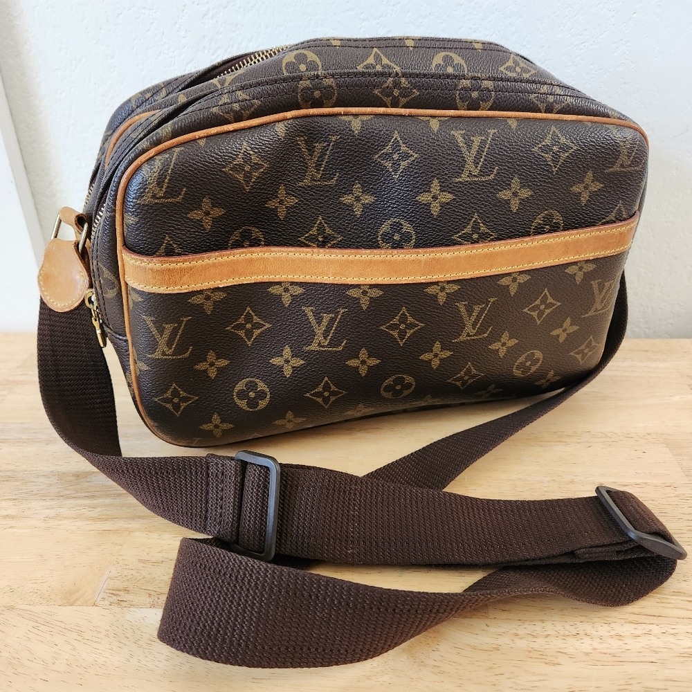 Louis Vuitton Reporter PM